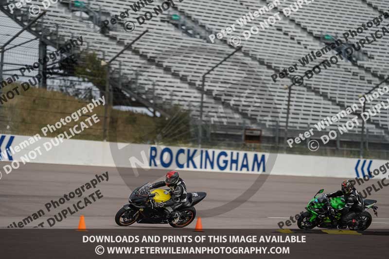 Rockingham no limits trackday;enduro digital images;event digital images;eventdigitalimages;no limits trackdays;peter wileman photography;racing digital images;rockingham raceway northamptonshire;rockingham trackday photographs;trackday digital images;trackday photos